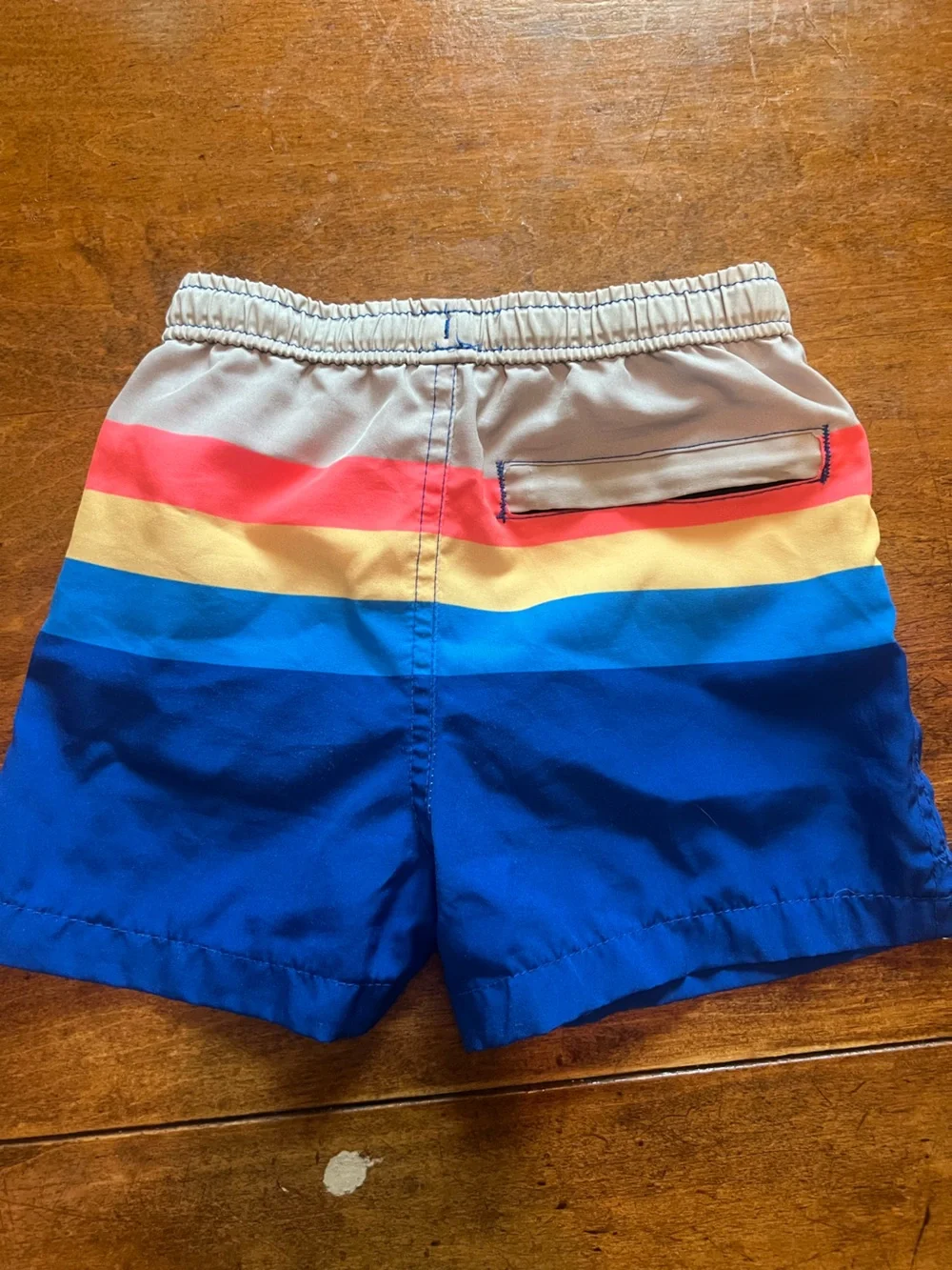 Buc-ee’s Boys Retro Stripe Swim Trunks Size 3T Blue Rainbow Board Shorts